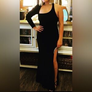 Galina signature Black Embellished One-Shoulder Gown